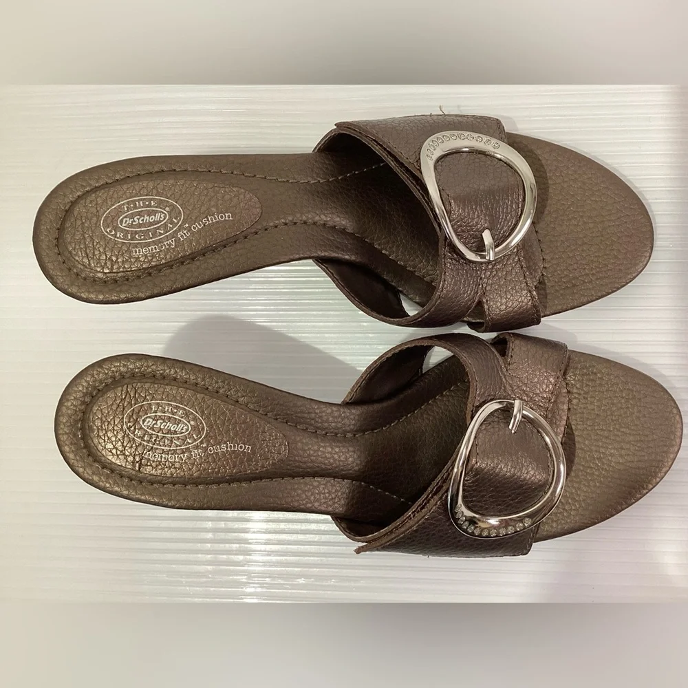 Dr. Scholl’s Leather Woman’s Sandals Slip on Shoes Size 8M Color Bronze Heel 2” - Picture 10 of 12